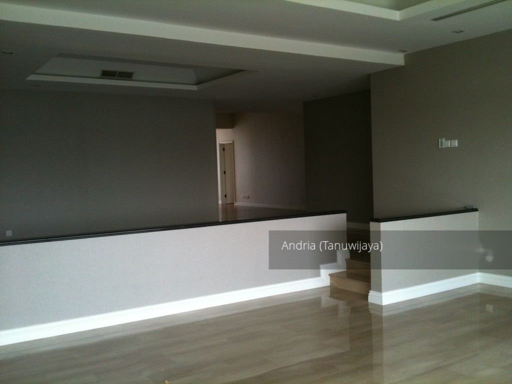 Regency Park (D10), Condominium #201245452